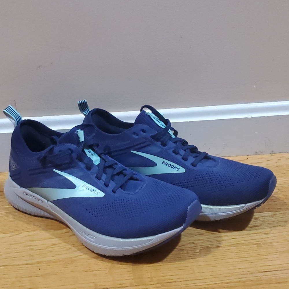 Brooks Ricochet 3 Womens